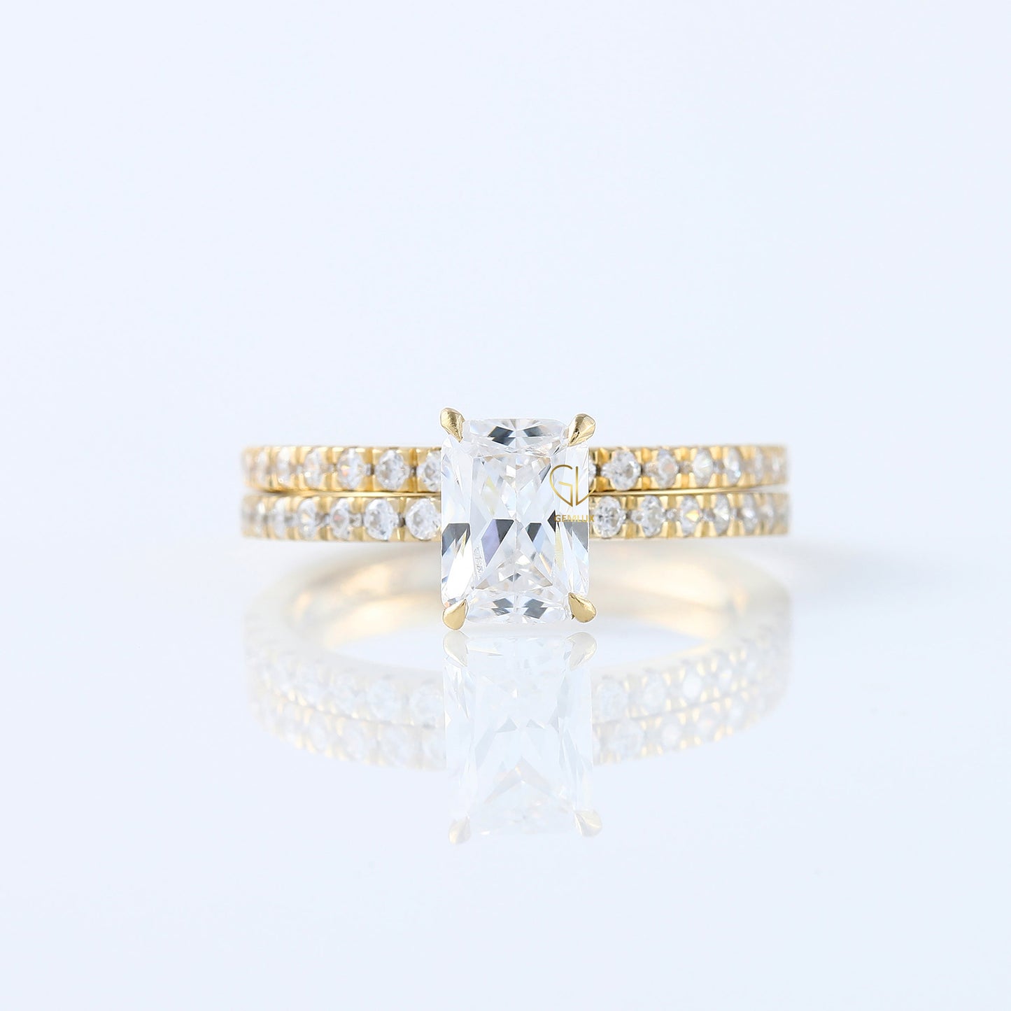 Radiant Cut Lab Grown Diamond Ring Set