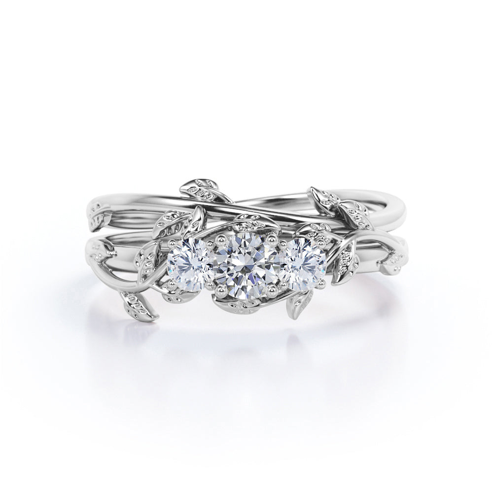 Floral 0.65 Carat Round Cut Moissanite Bridal Set