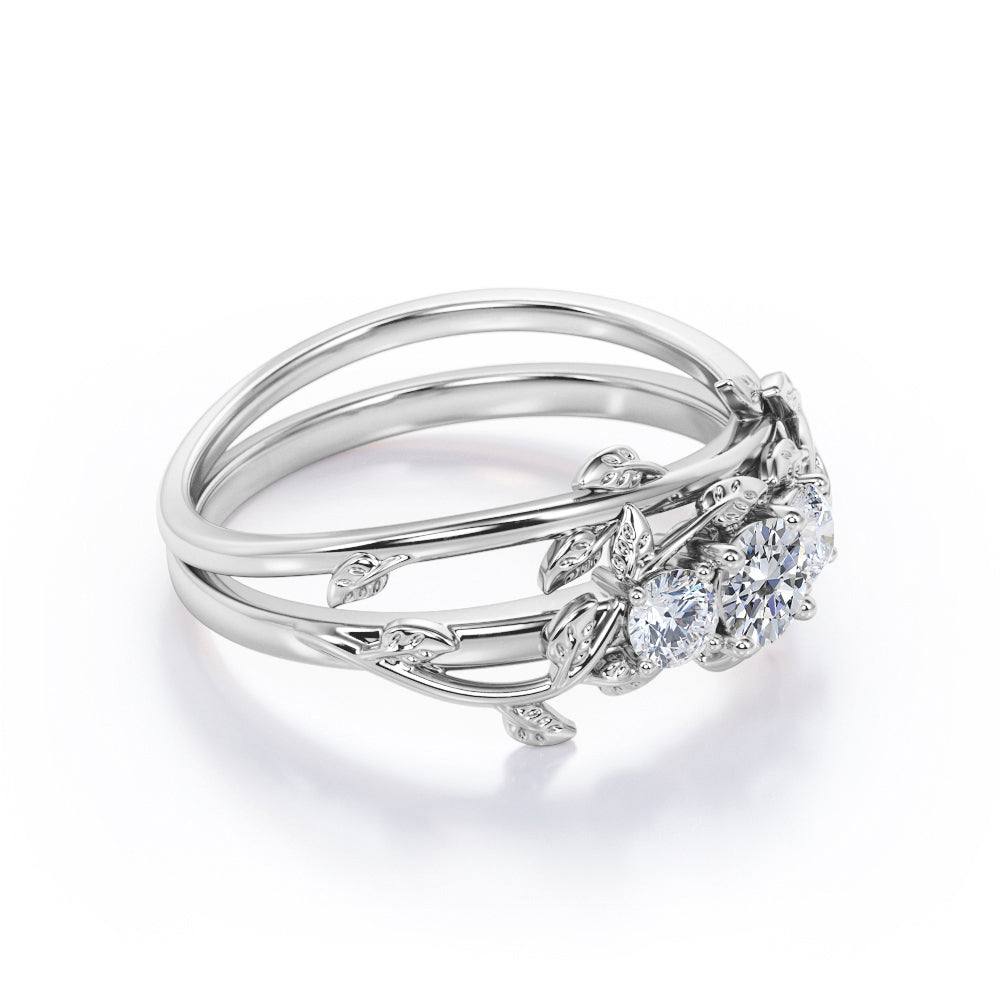 Floral 0.65 Carat Round Cut Moissanite Bridal Set