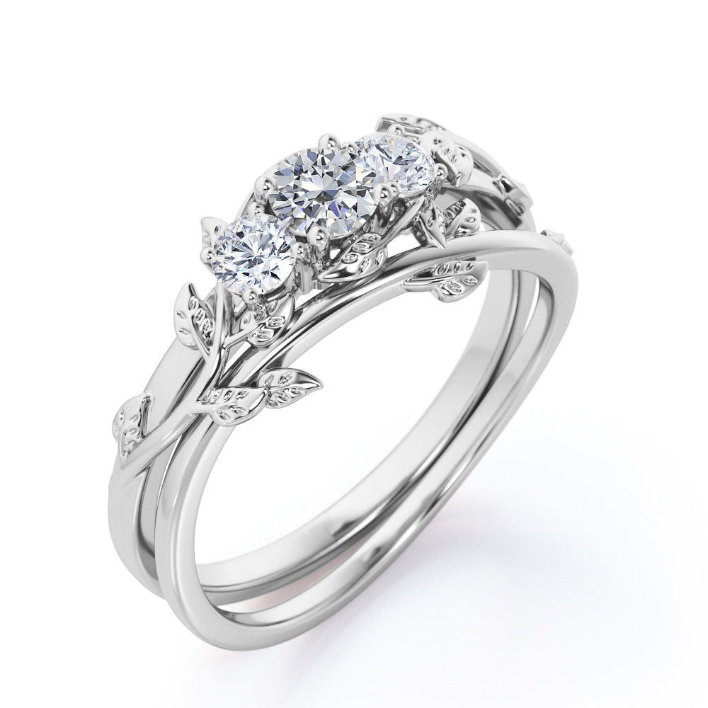 Floral 0.65 Carat Round Cut Moissanite Bridal Set