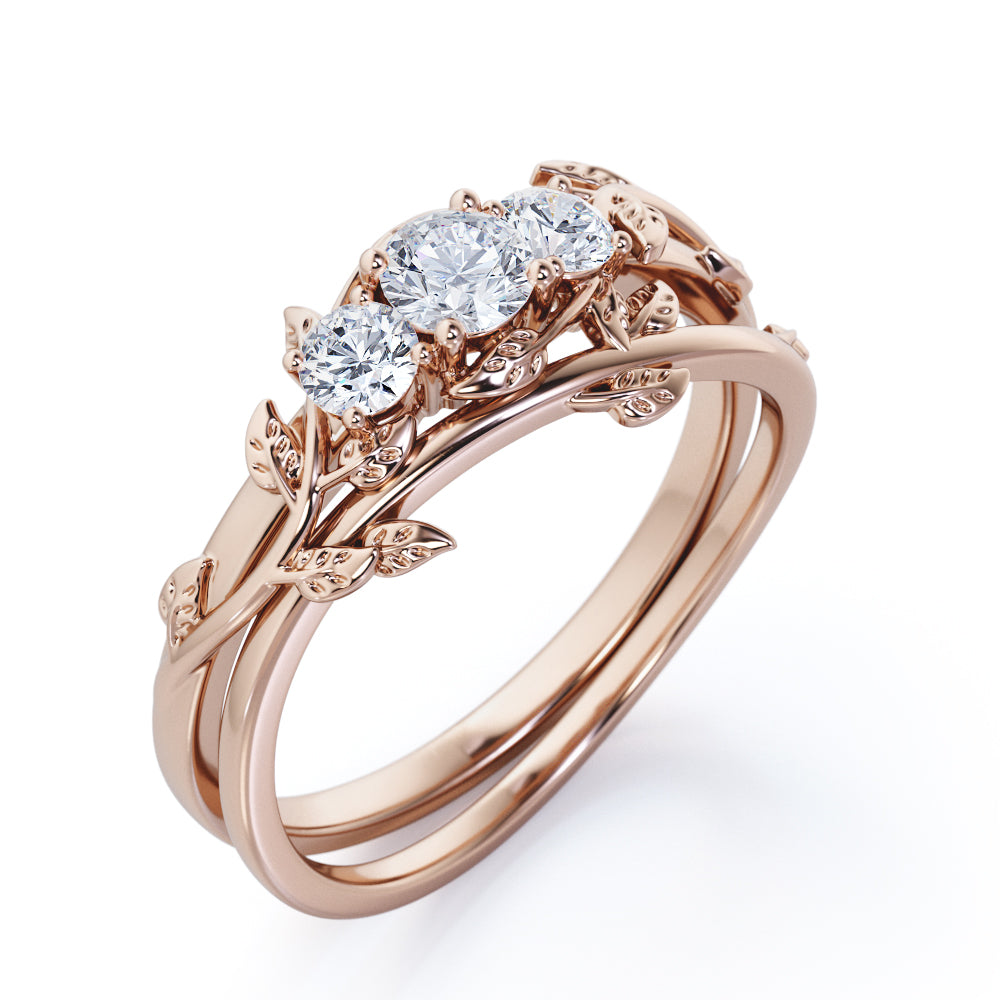 Floral 0.65 Carat Round Cut Moissanite Bridal Set