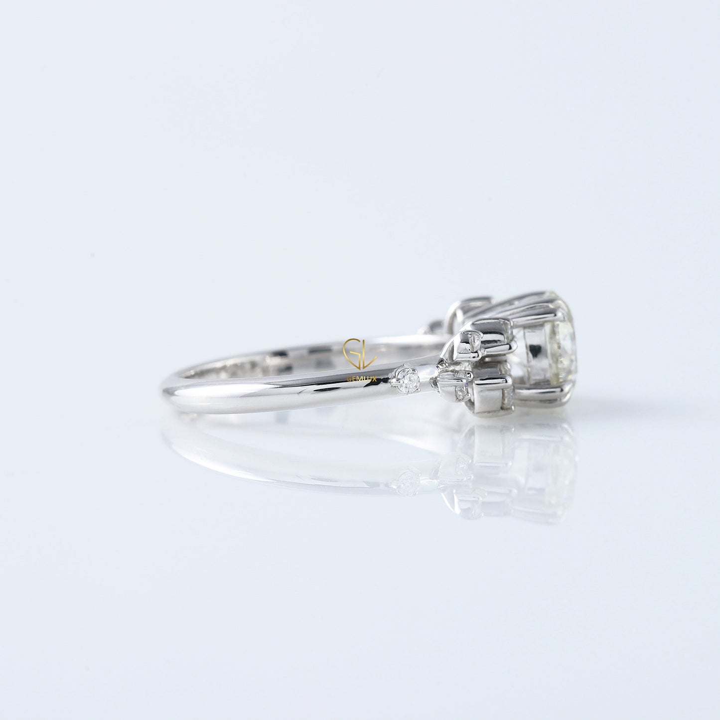 Round Cut Lab Grown Cluster Scattered Diamond Ring