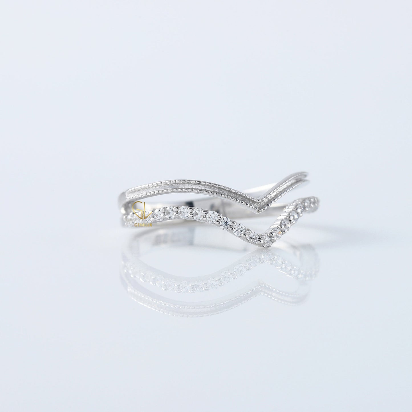 Round Cut Lab Grown Diamond Curved Wedding Band