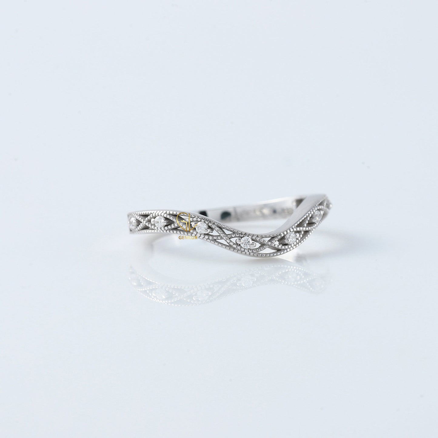 Round Cut Lab Grown Diamond Vintage Art Deco Band