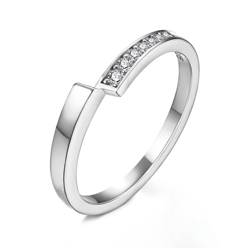 Round Moissanite Bypass Wedding Band Ring