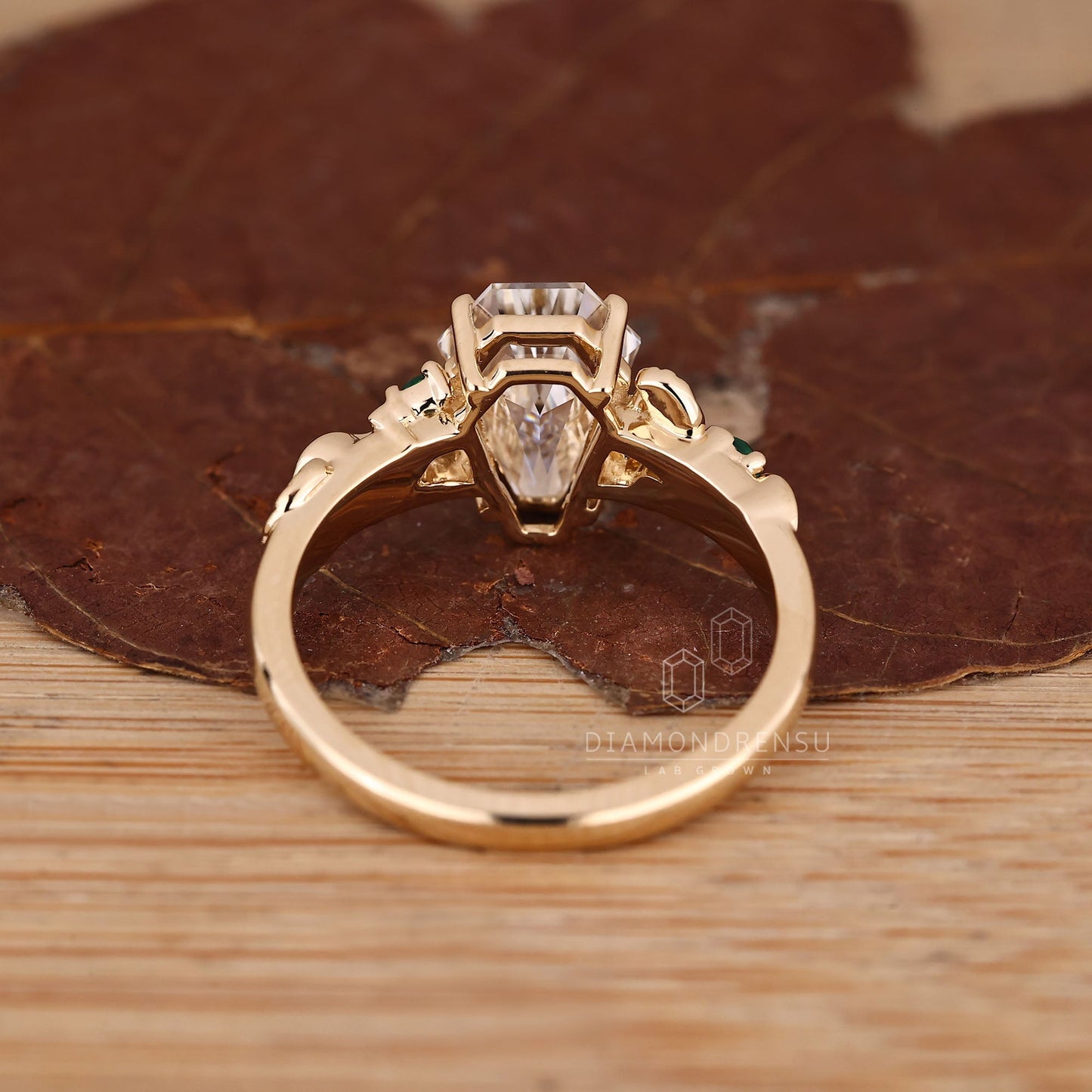 Coffin Cut Engagement Ring with Green Emerald Round Side Stones