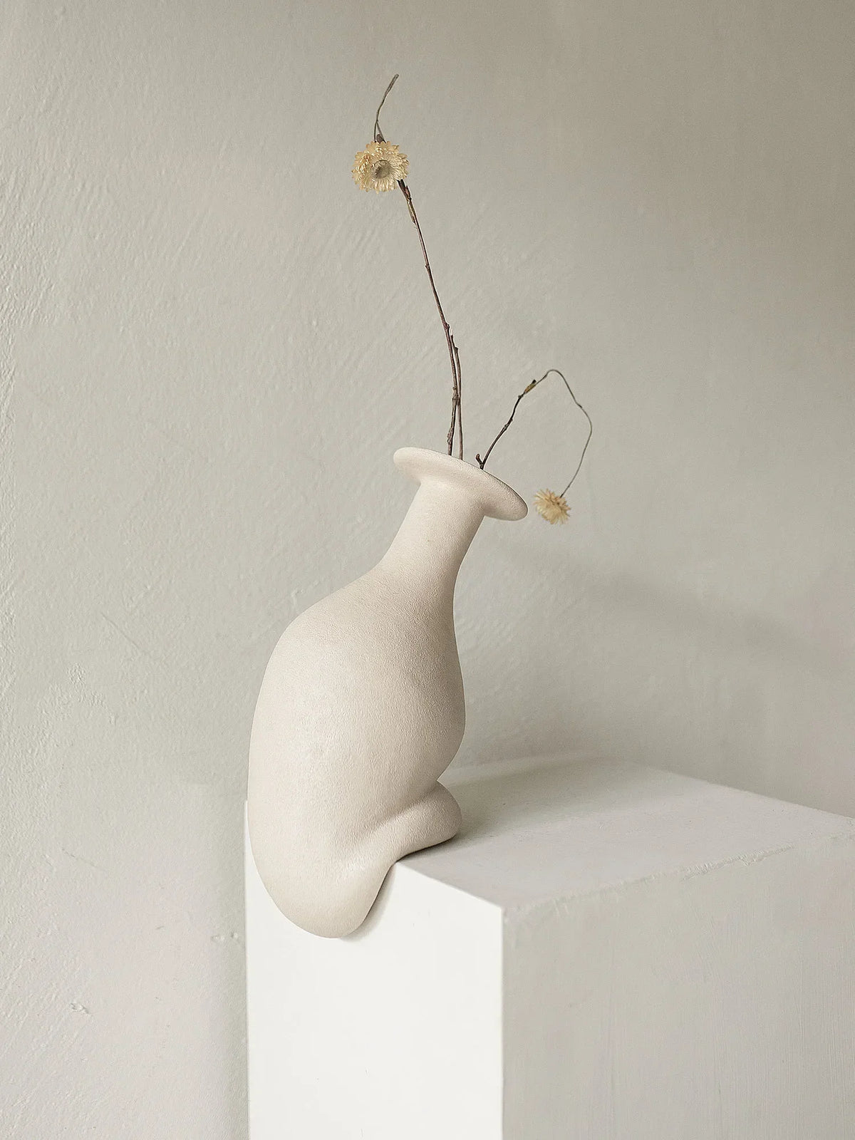 THE PAUSE COLLECTION | Sculptural Asymmetric Vase