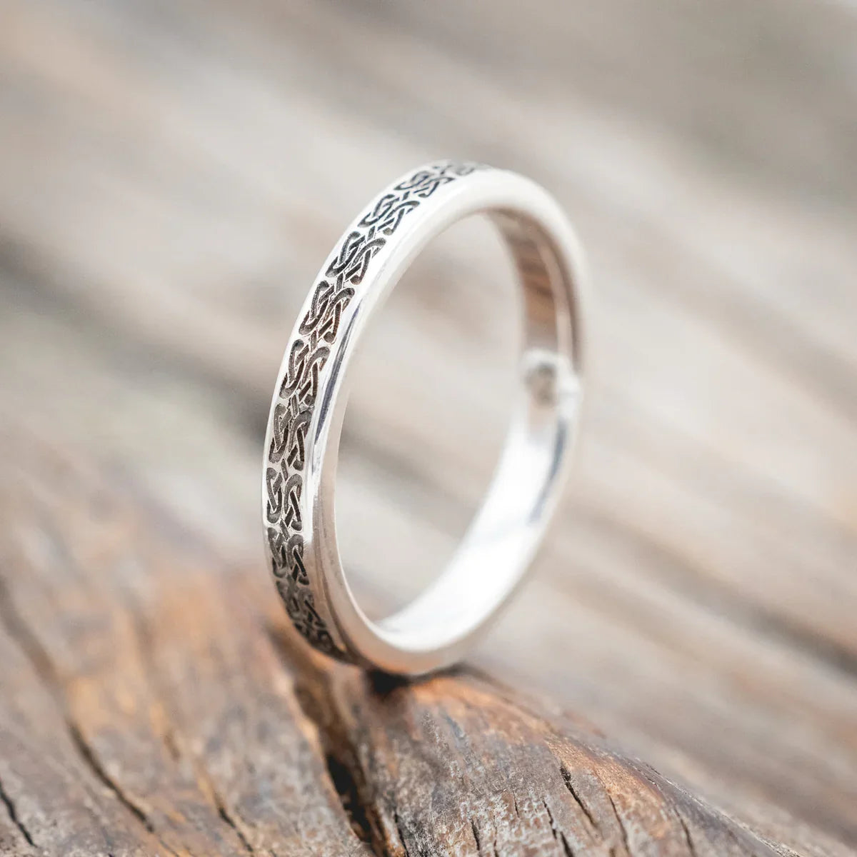 Celtic Love Knot Engraved Wedding Band - Silver (3mm) - Size 5 1/2