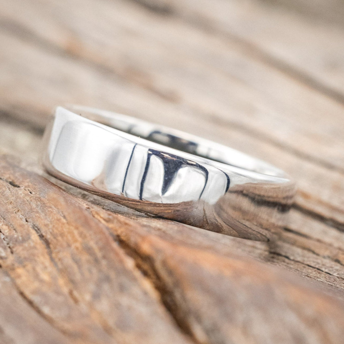 "Hyperion" - Crushed Moss Agate Lined Wedding Band With Custom Finish