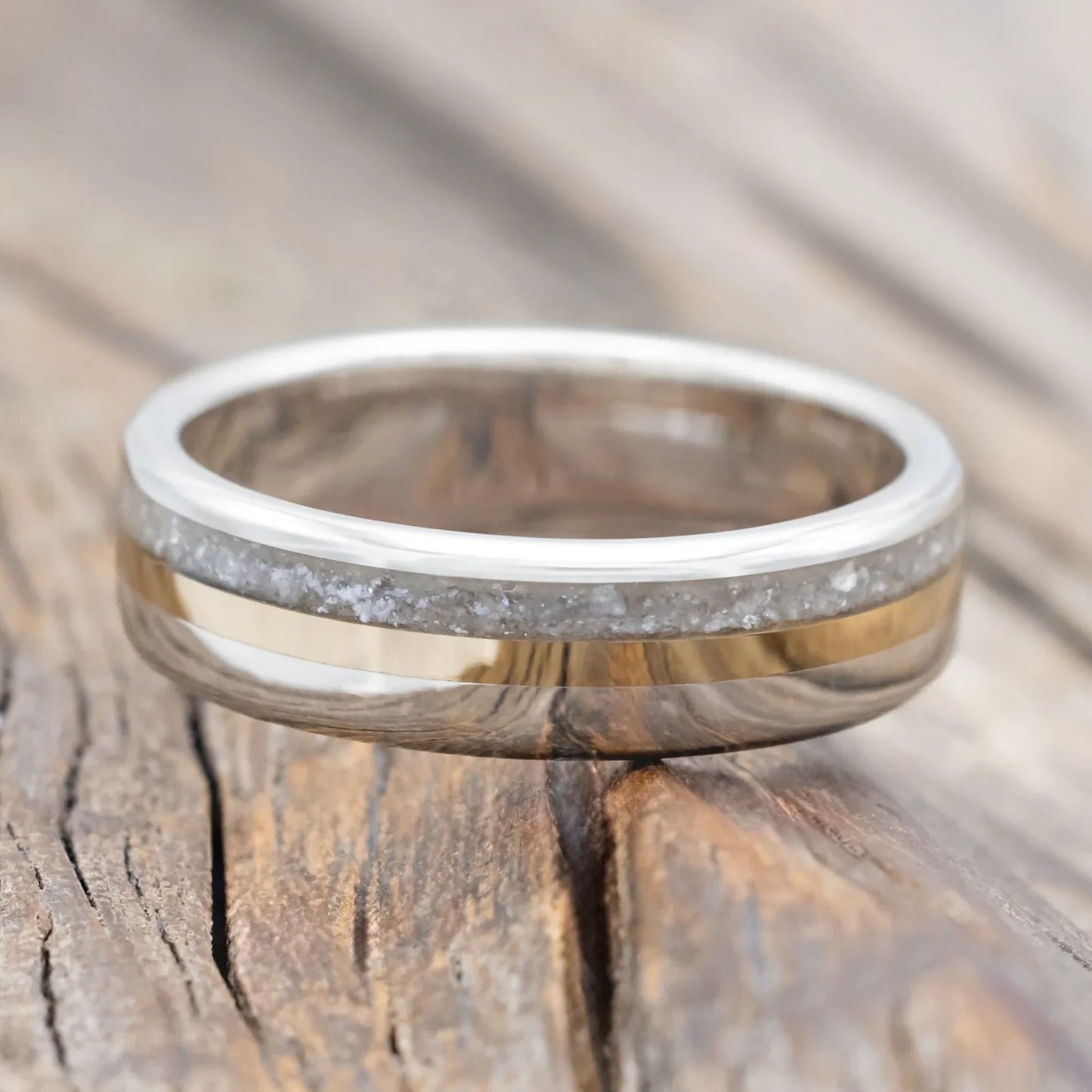 "Tanner" - Diamond Dust & 14K Yellow Gold Inlay Wedding Band - Silver (6mm) - Size 11