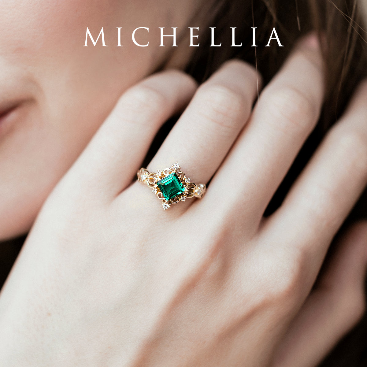 [Anna] Vintage Square Princess Cut Ring in Lab Emerald
