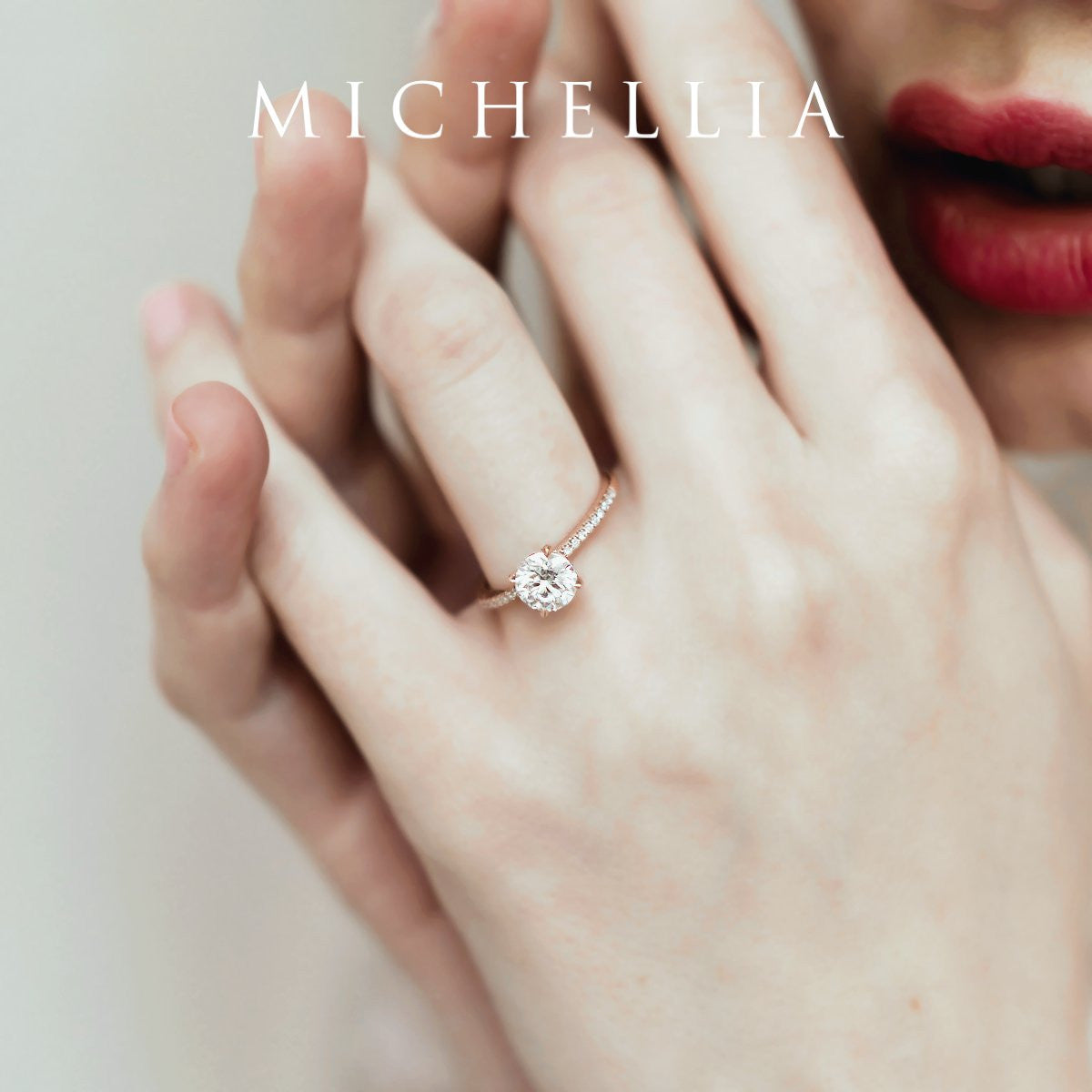 [Celia] Modern Classic Solitaire Ring in Lab Emerald