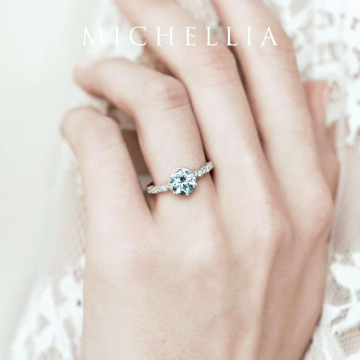 [Evelyn] Vintage Classic Crown Engagement Ring in Moonstone