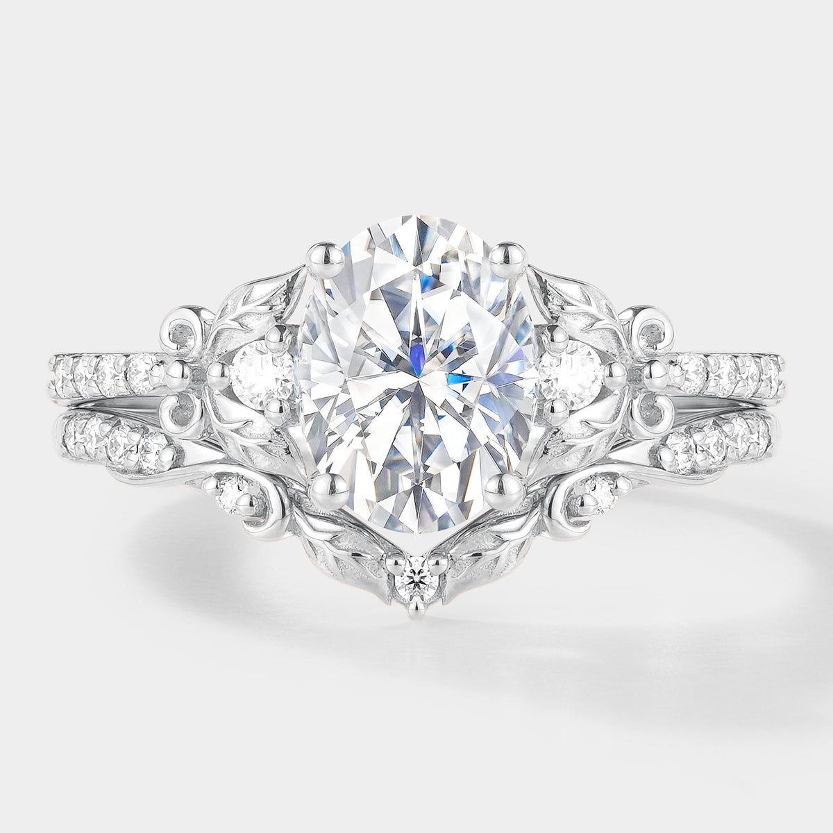 Leaf Inspired Oval Cut Moissanite Ring Set 2pcs