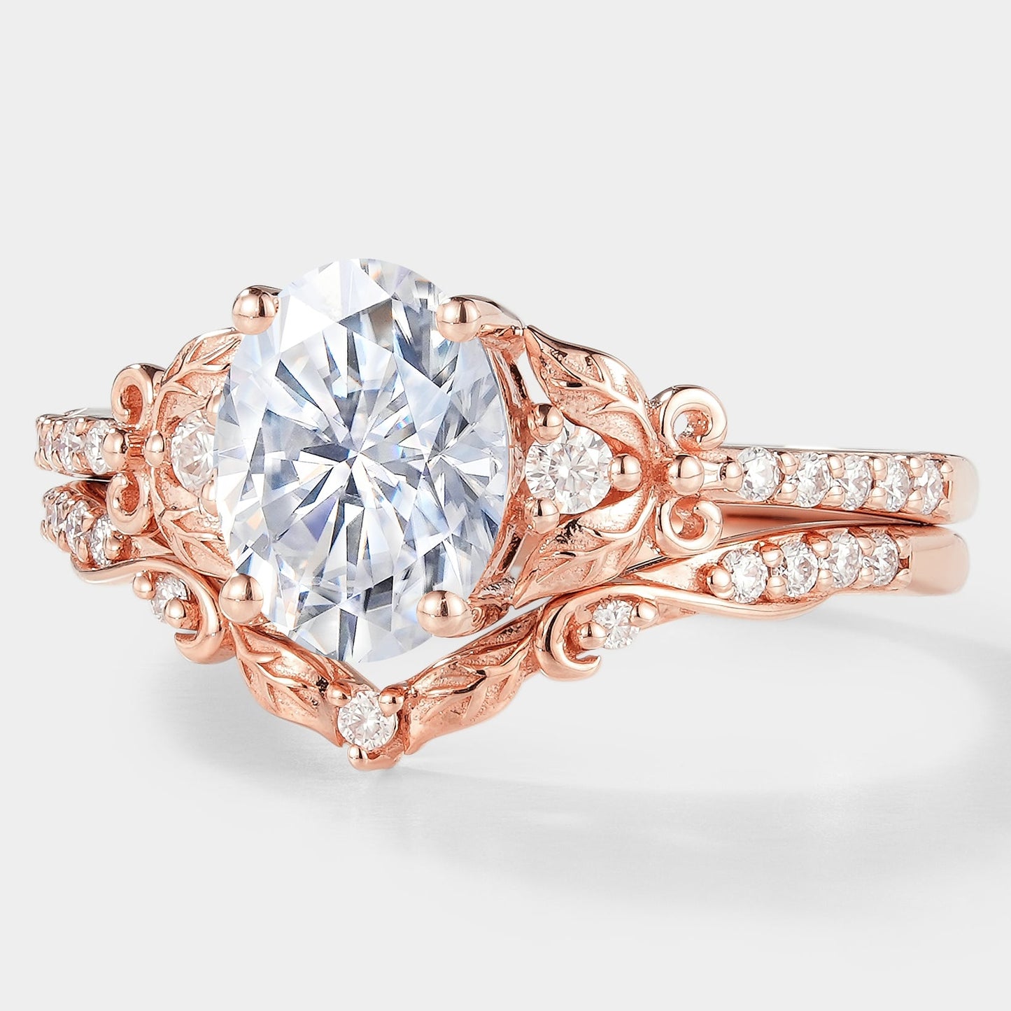 Leaf Inspired Oval Cut Moissanite Ring Set 2pcs