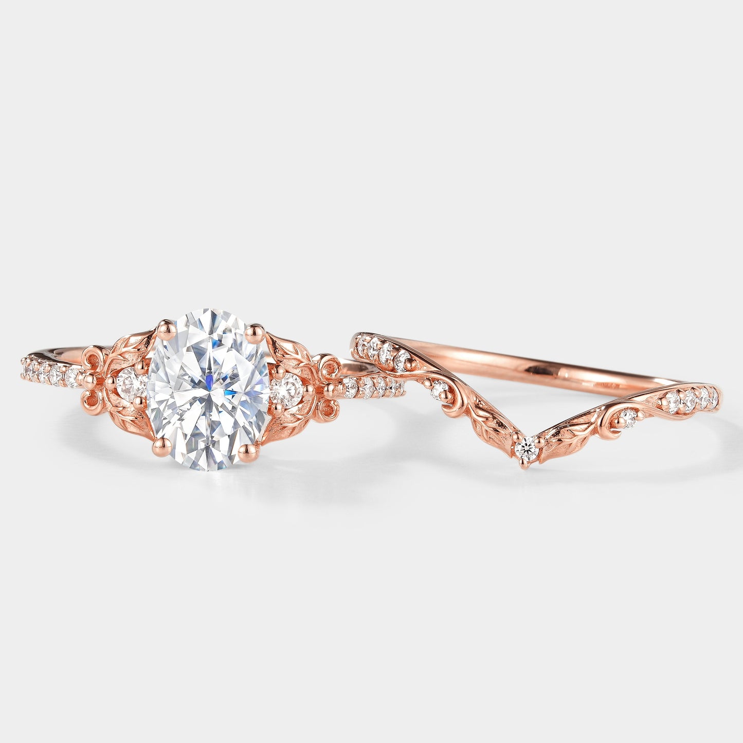 Leaf Inspired Oval Cut Moissanite Ring Set 2pcs