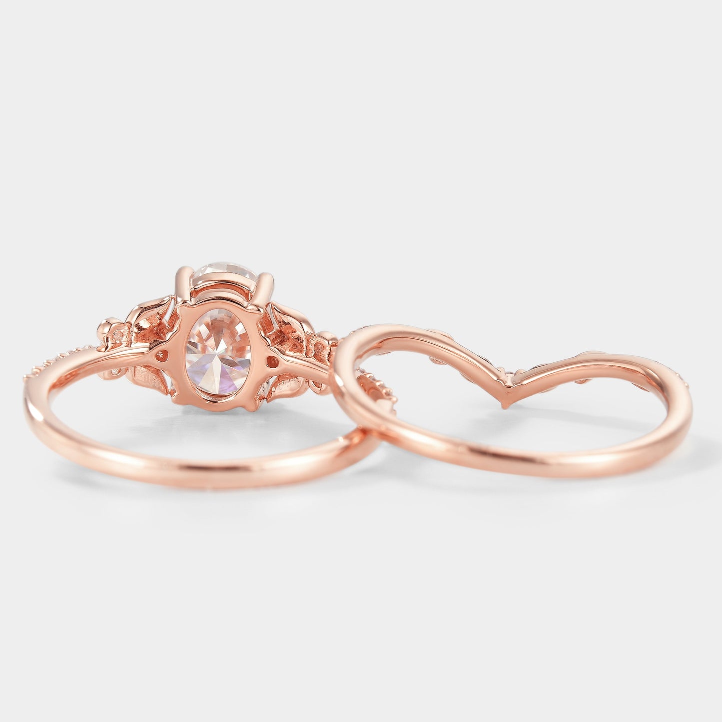 Leaf Inspired Oval Cut Moissanite Ring Set 2pcs