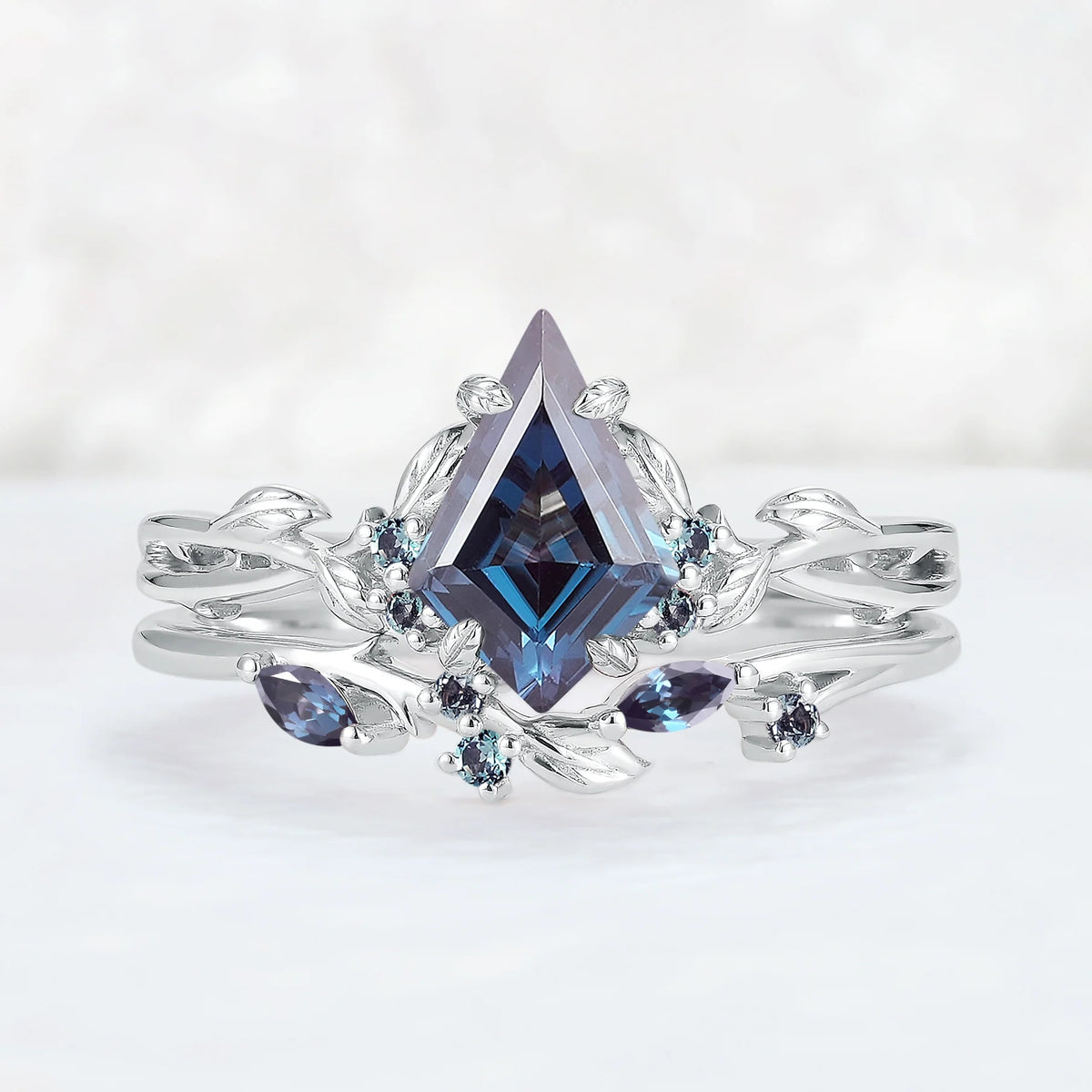 Nature Inspired Kite Cut Alexandrite Leaf Ring Set 2pcs