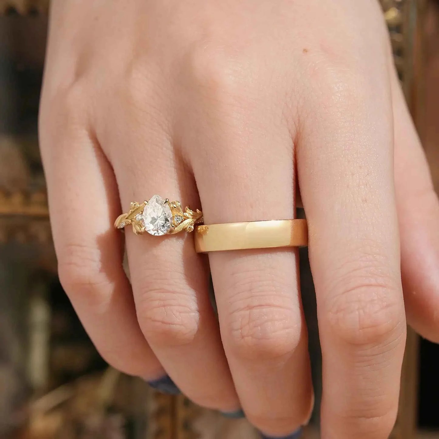 Pear Cut Moissanite Flower Inspired Couple Wedding Ring Set - Liora & Kevin | GemsMagic