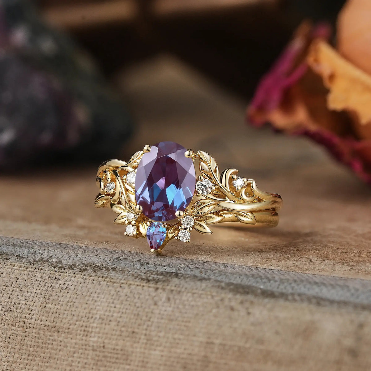 Oval Cut Alexandrite Leaf Inspired Darlene Bridal Ring Set | GemsMagic