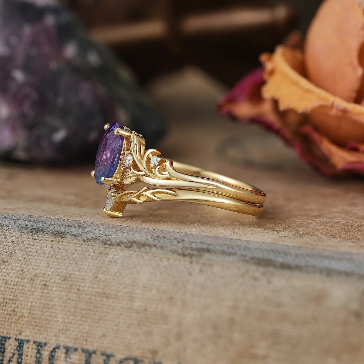 Nature Inspired Oval Cut Alexandrite Darlene Bridal Ring Set | GemsMagic