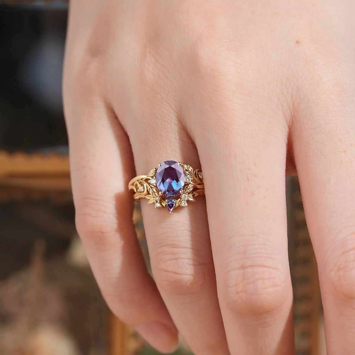 Oval Cut Alexandrite Leaf Inspired Darlene Bridal Ring Set | GemsMagic