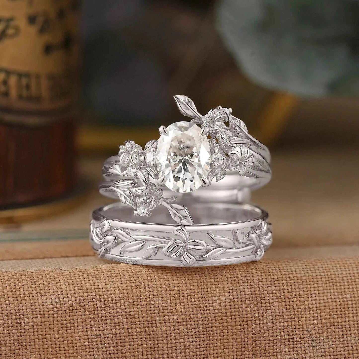 Lily Flower Inspired Moissanite Couple Wedding Ring Set - Lorielle & Lucien | GemsMagic