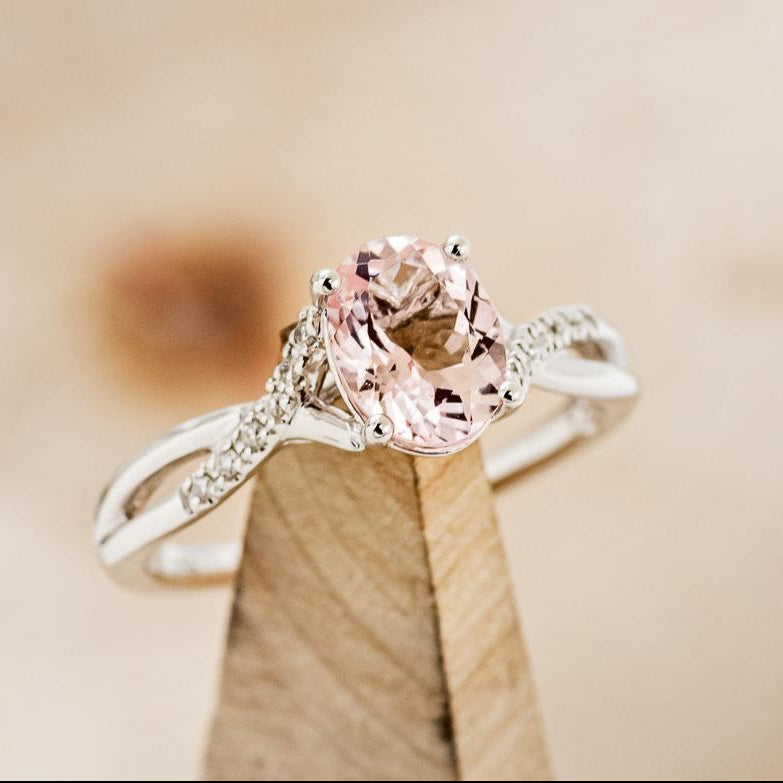 "Roslyn" - Morganite Engagement Ring With Diamond Accents