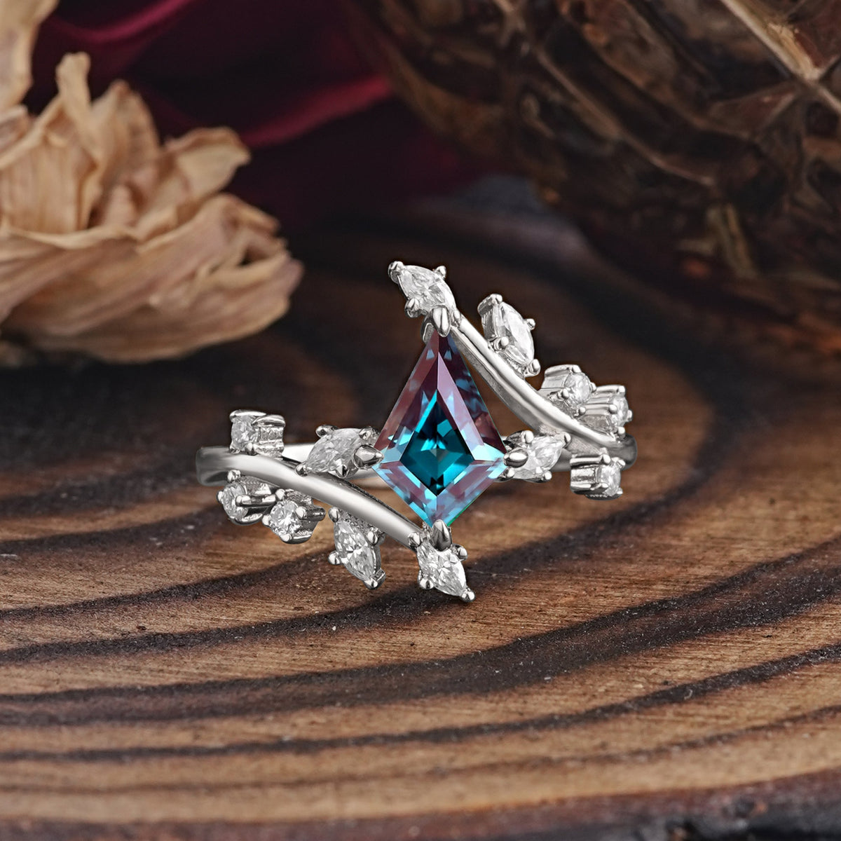 Kite Cut Gold Alexandrite Engagement Ring for Women