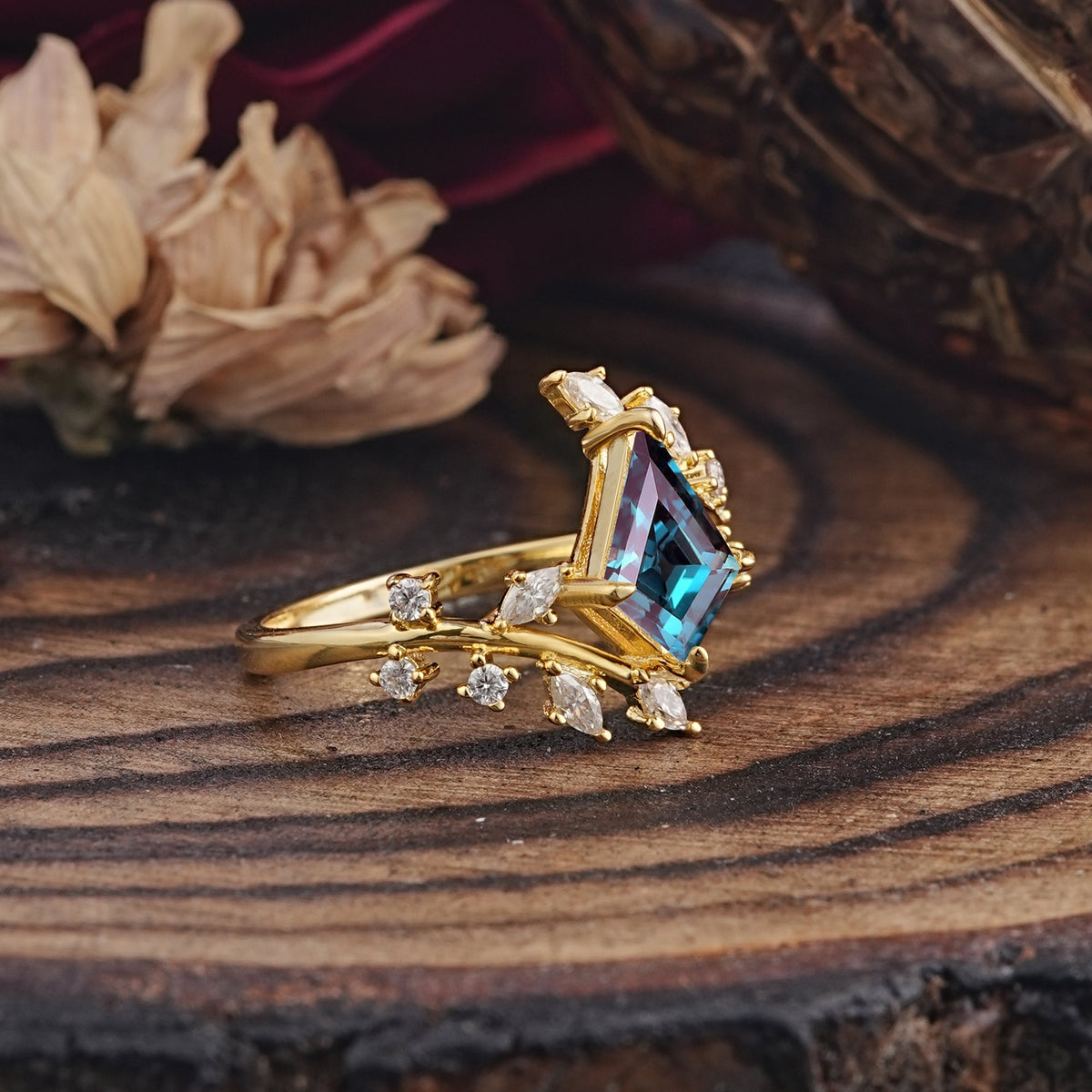 Kite Cut Gold Alexandrite Engagement Ring for Women