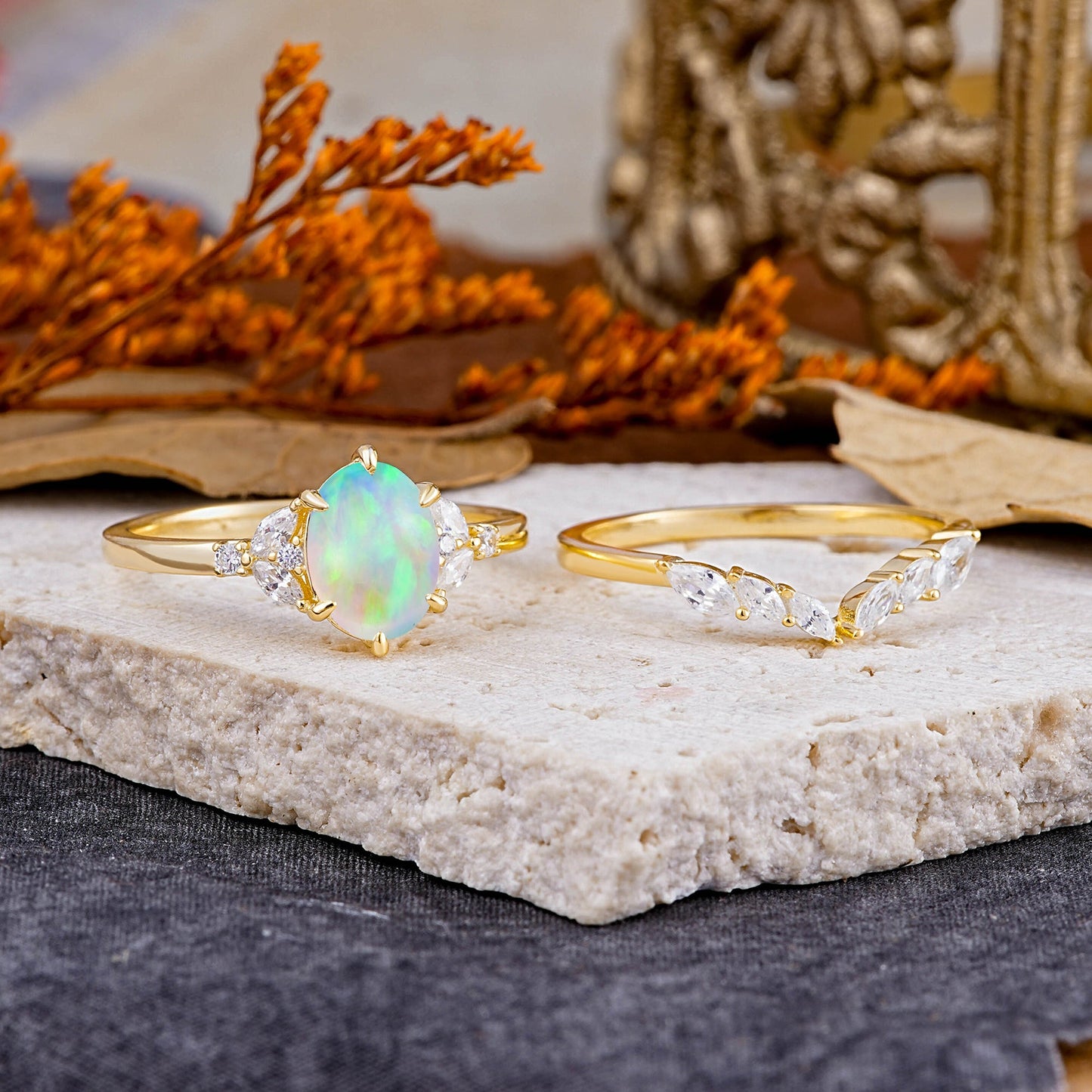 Luxury 3-Prong Pear-Cut Moissanite Engagement Ring Set