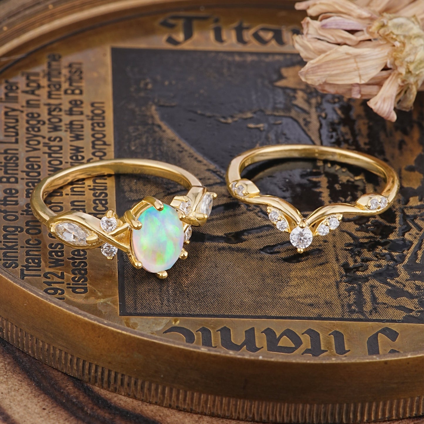 Nature-Inspired 3-Prong Oval-Cut Moissanite Bridal Ring Set with Vine Accents
