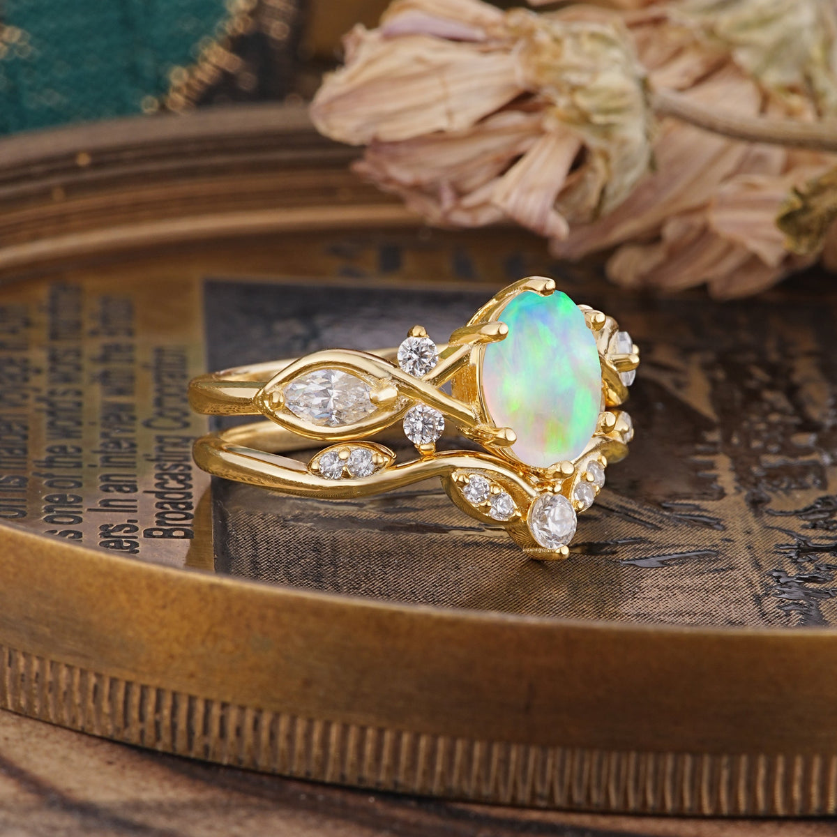 The Sumptuous Oval - Cut Opal Bridal Ring Set