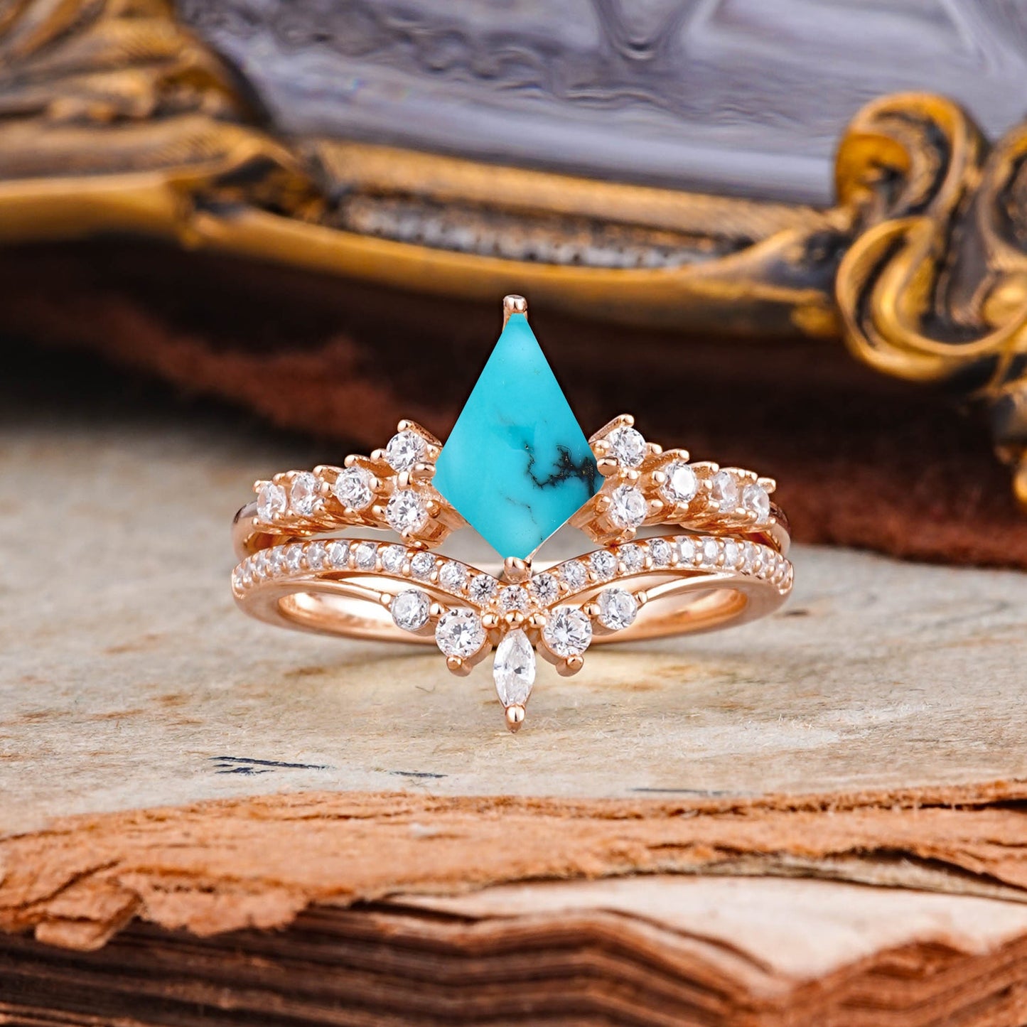 Luxury Kite-Cut Turquoise Bridal Ring Set