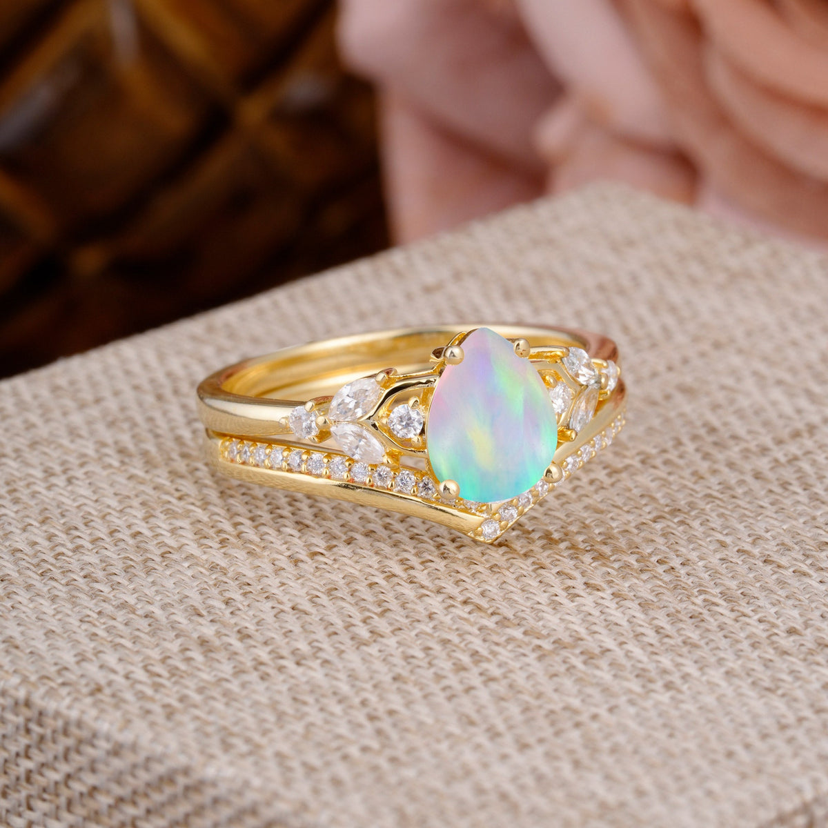 Luxurious Vintage-Inspired 4-Prong Pear-Cut Opal Engagement Ring Set