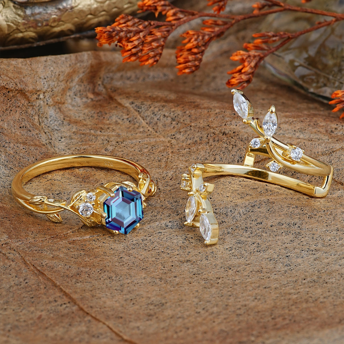 Nature-Inspired Luxury Hexagonal-Cut Alexandrite Bridal Ring Set