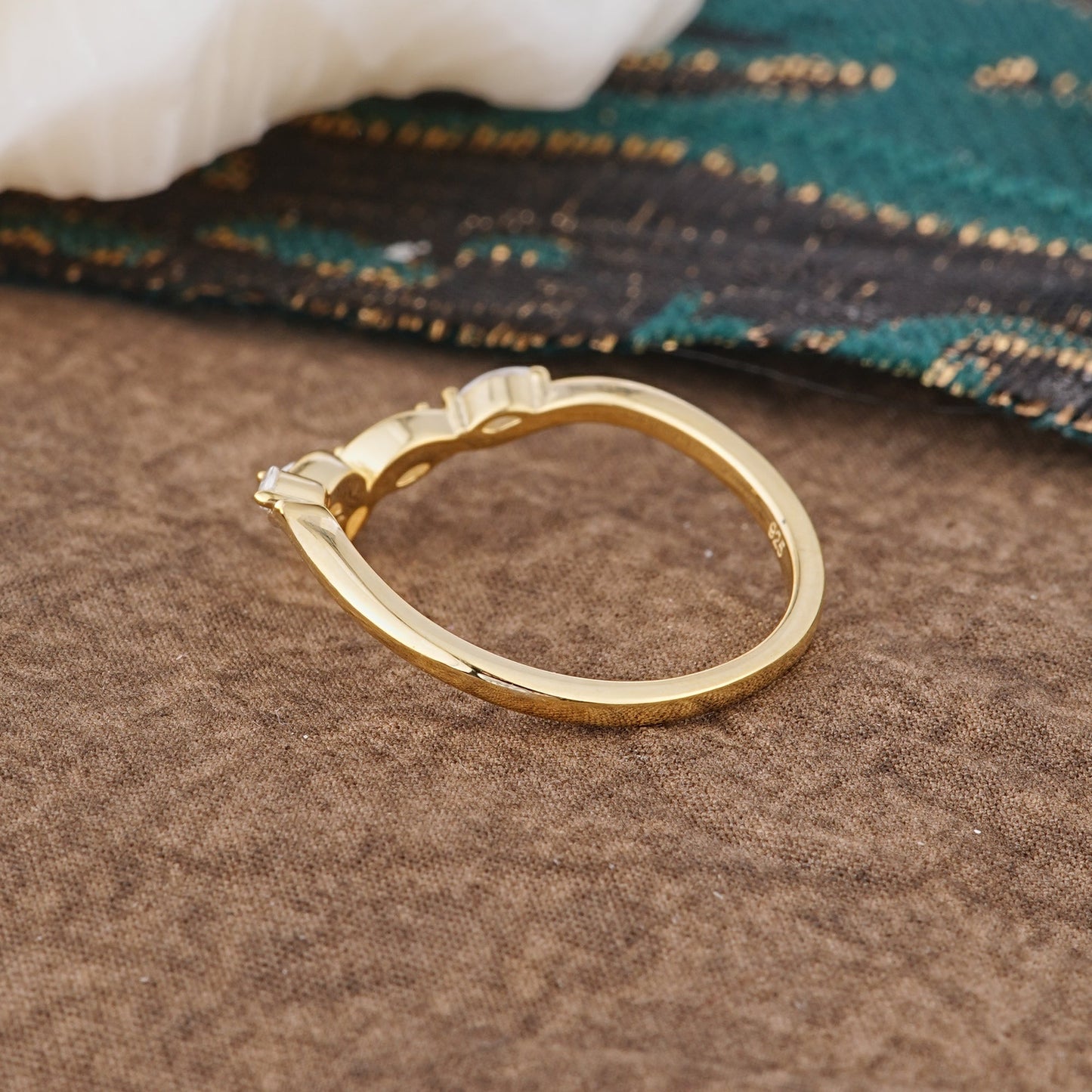 Simple Pear Cut Moissanite Curved Wedding Ring