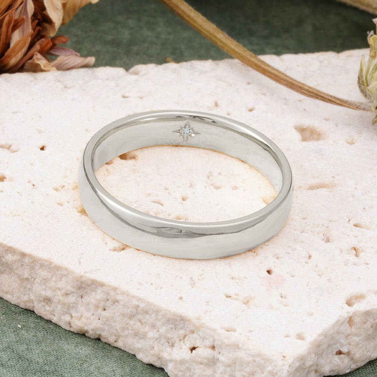 Vintage Hidden Starburst Single Lab Diamond Domed Men's Wedding Band