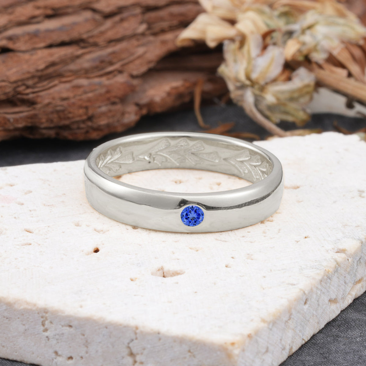 Iuxurious Round Cut Sapphire Men's Wedding Band