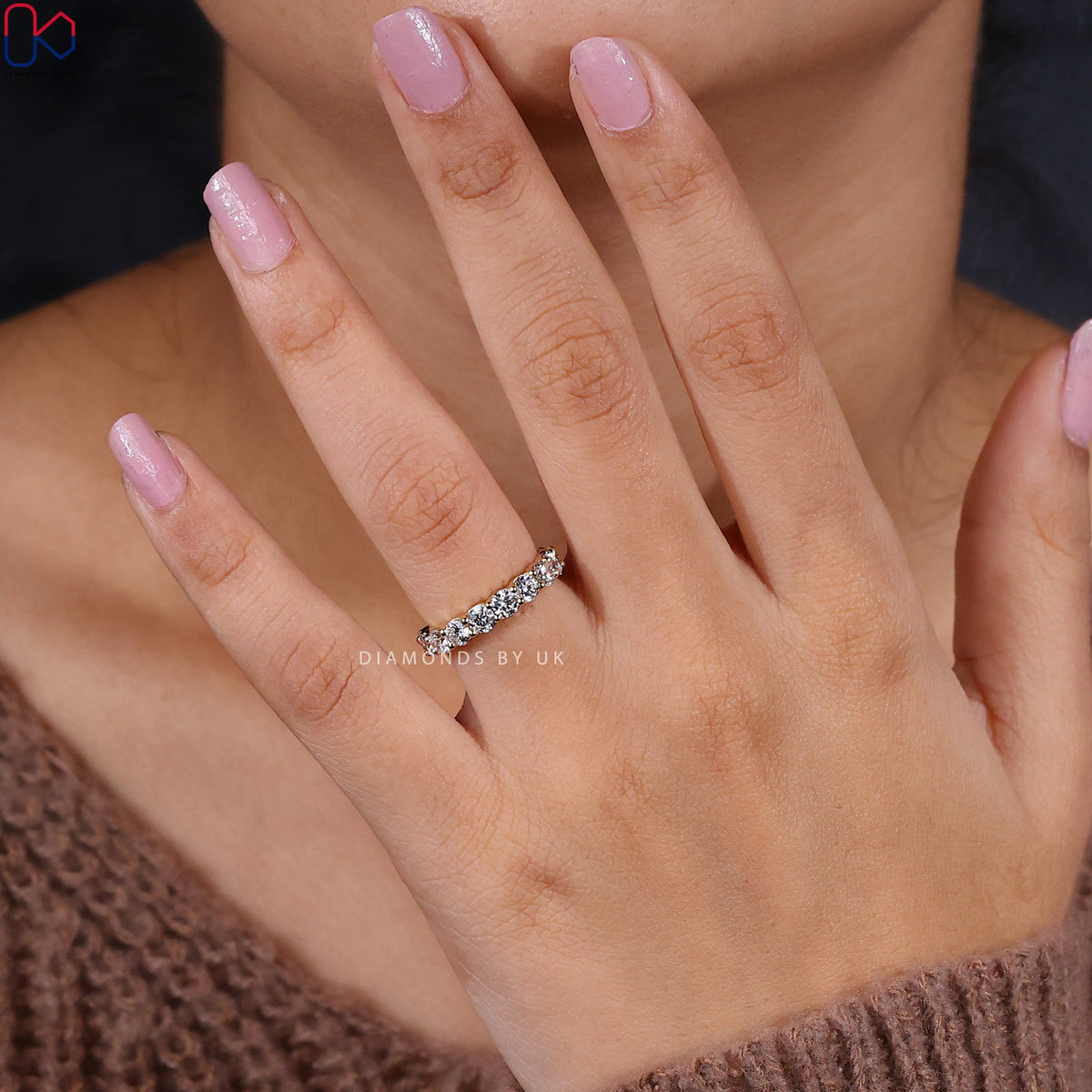Diamond Eternity band In Yellow Gold