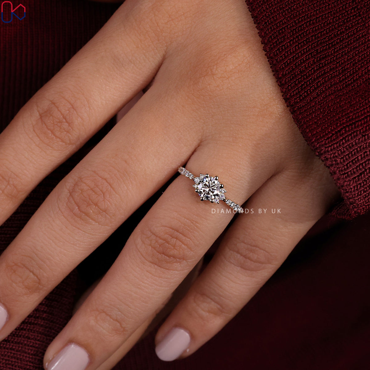Round Brilliant Diamond Cluster Ring