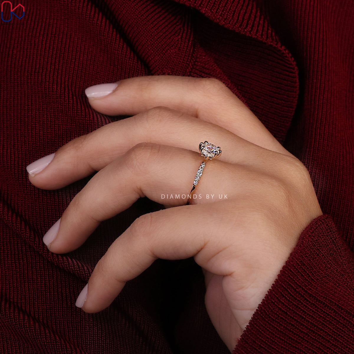 Round Brilliant Diamond Cluster Ring