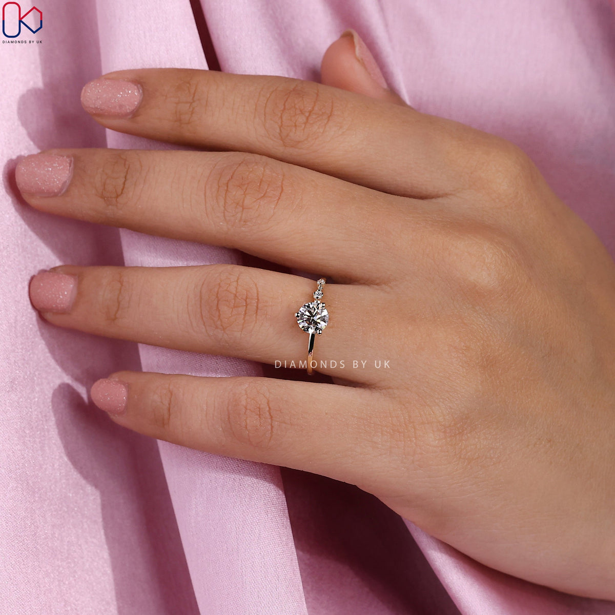Round Diamond 3 Stone Engagement Ring