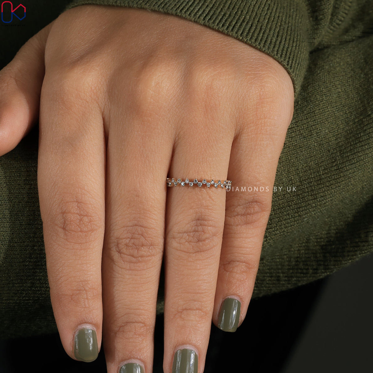 Zig Zag Diamond Wedding Band In Yellow Gold