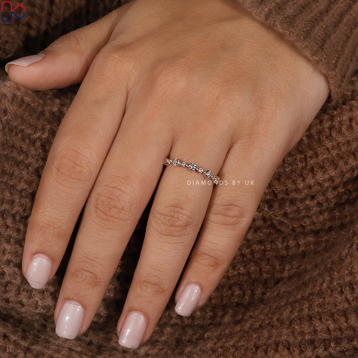 Yellow Gold Shared Prong Diamond Band