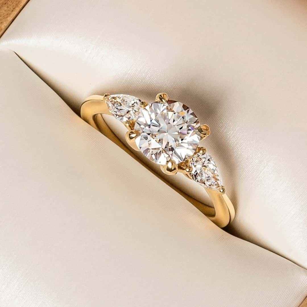Solarii Moissanite 1.0ct Round Cut Sterling Silver Three Stone Engagement Ring