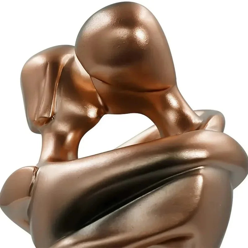 THE EMBRACE | Couple Sculpture