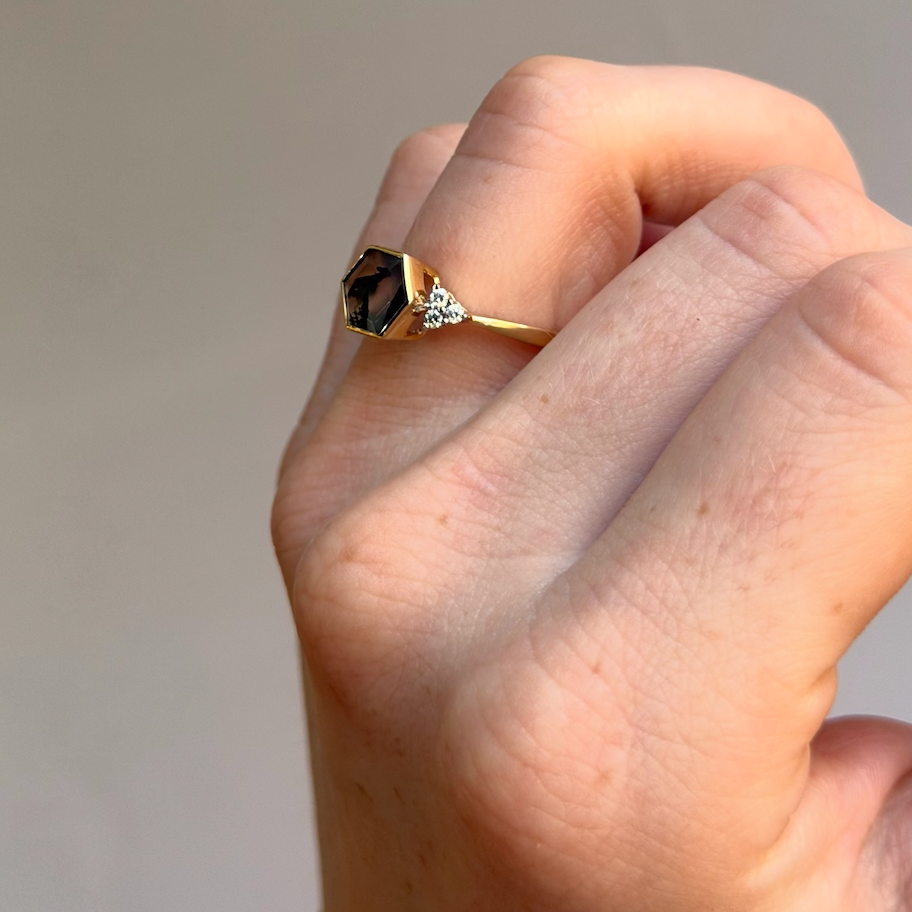 Hexagon Moss Agate Ring | 14K Yellow Gold