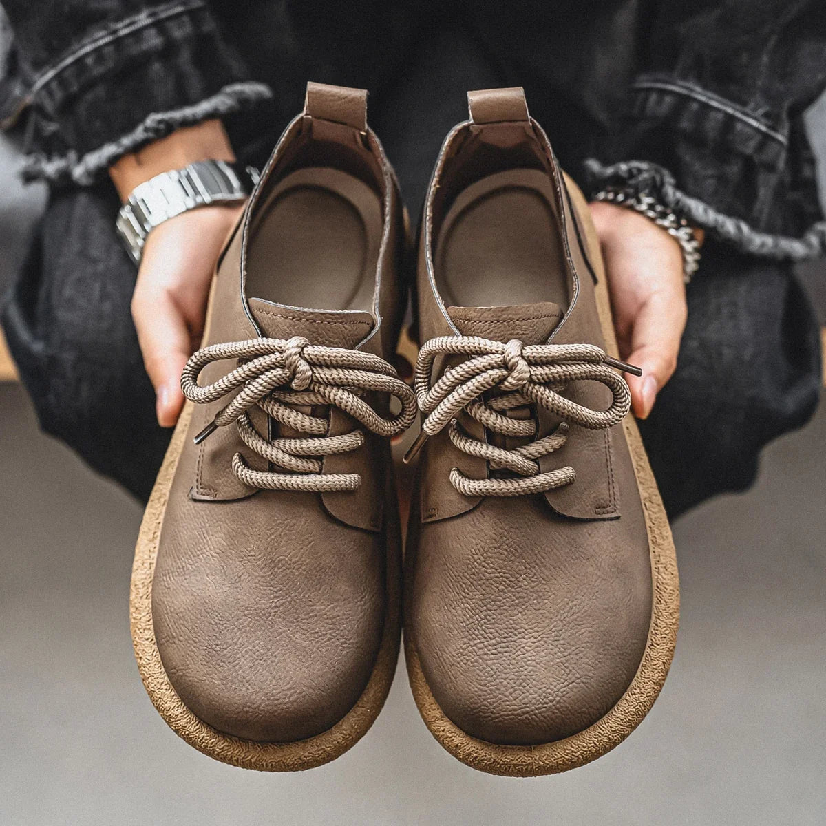 Low-Seam Round-Toe Oxford