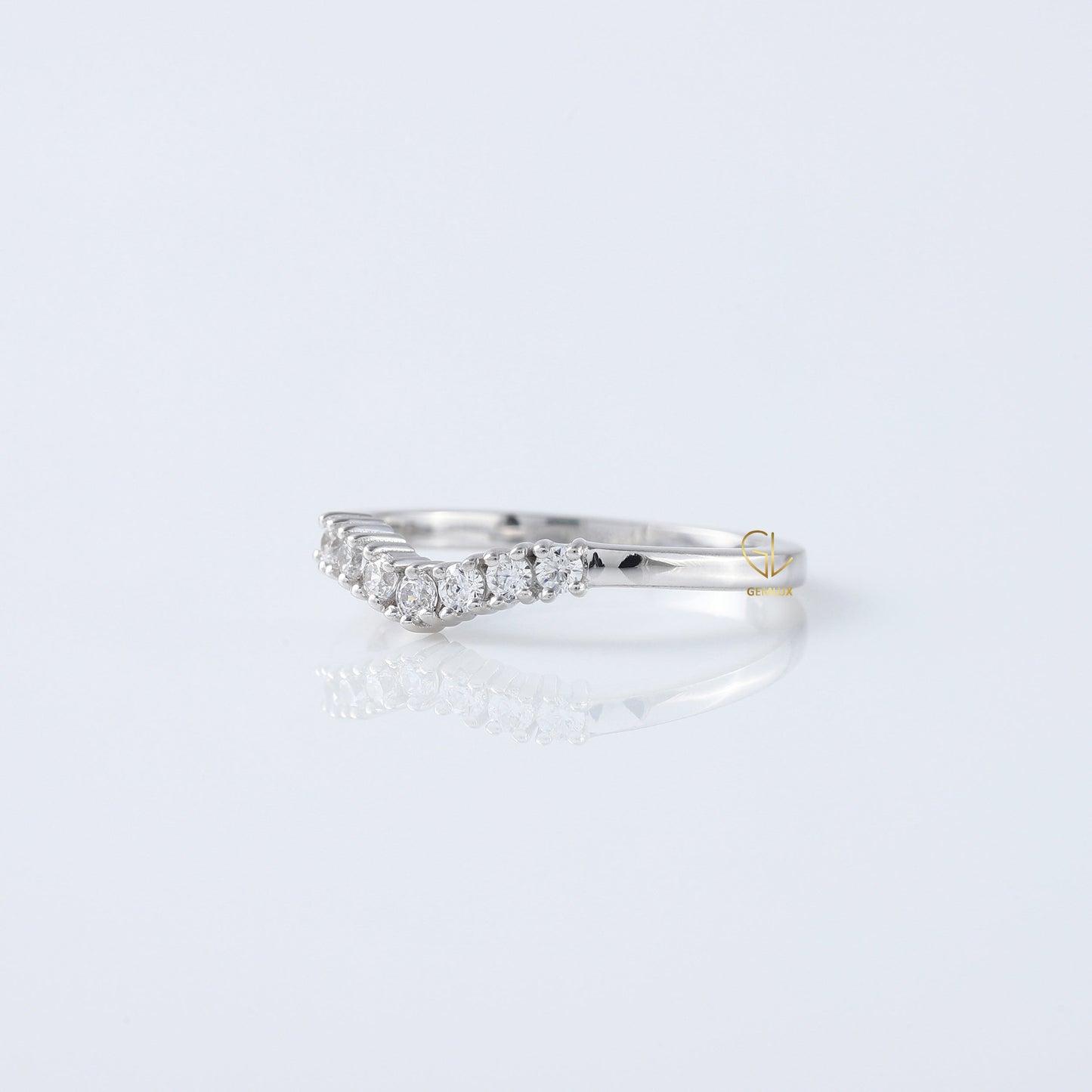 Seven Stone Round Cut Lab Grown Curved Wedding Ring